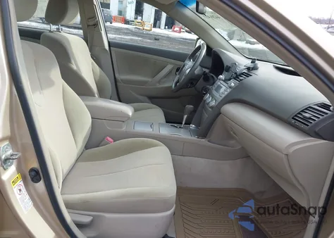 2010 Toyota Camry Le from USA, damaged, VIN 4T1BF3EK5AU032239